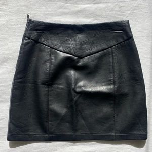 ZARA FAUX LEATHER MINI SKIRT